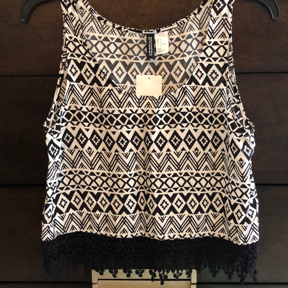 H&M | Black & White Tribal Top